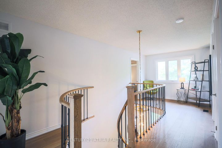 Photo 17 at 36 Dorothy Britton Drive, Middlefield, Markham