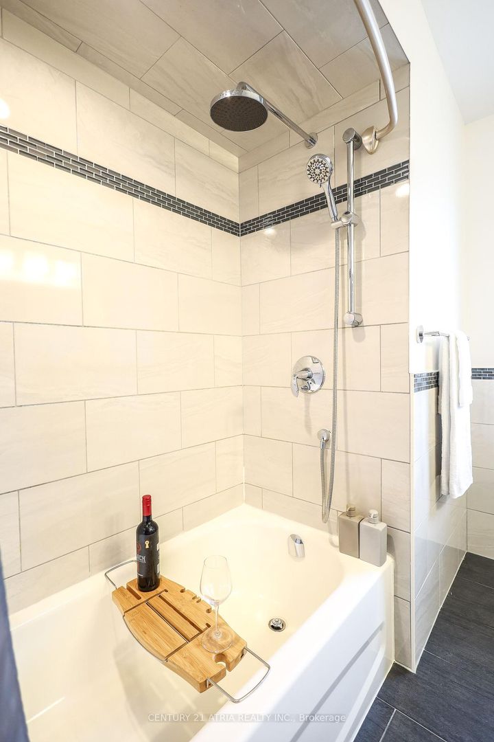 Photo 29 at 36 Dorothy Britton Drive, Middlefield, Markham