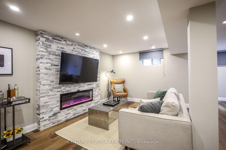 Photo 31 at 36 Dorothy Britton Drive, Middlefield, Markham