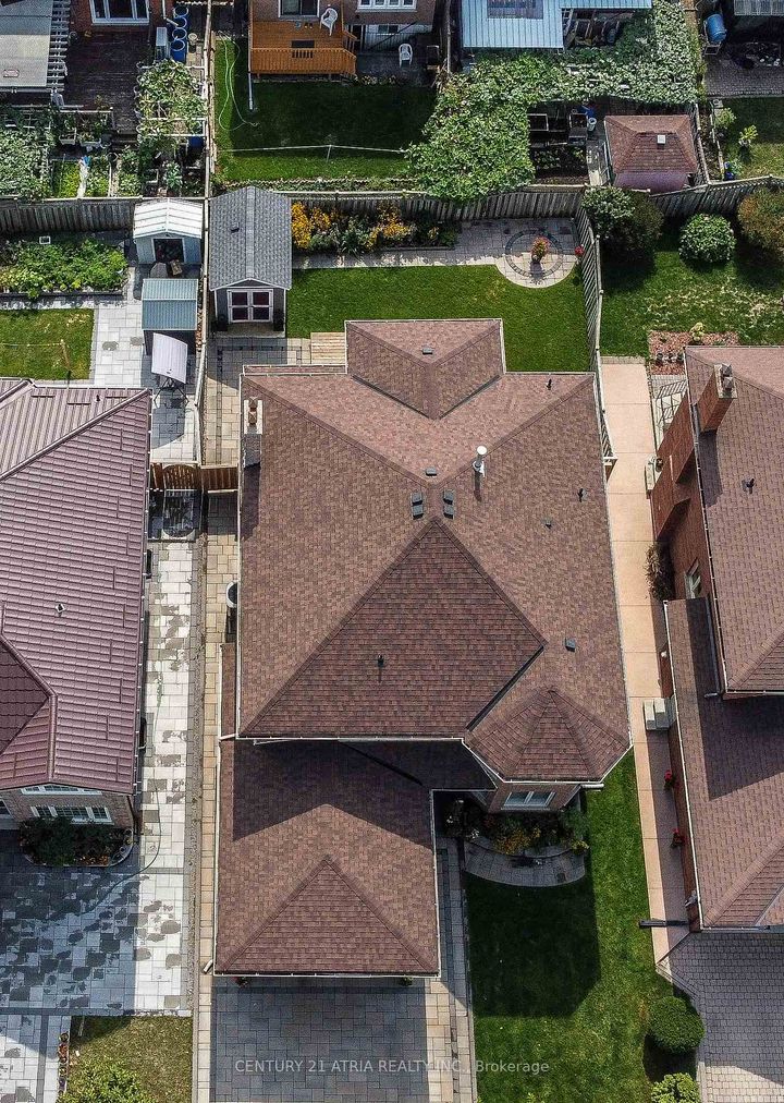 Photo 44 at 36 Dorothy Britton Drive, Middlefield, Markham