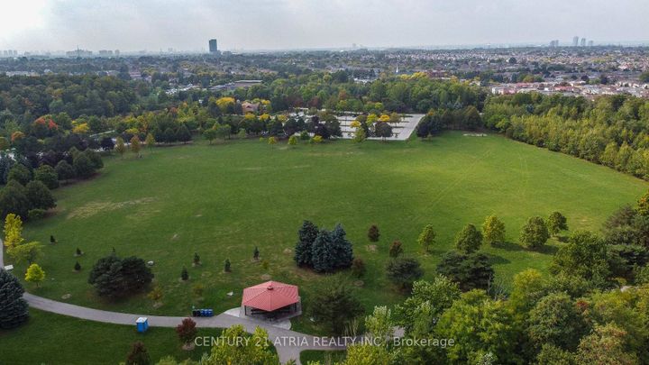 Photo 49 at 36 Dorothy Britton Drive, Middlefield, Markham