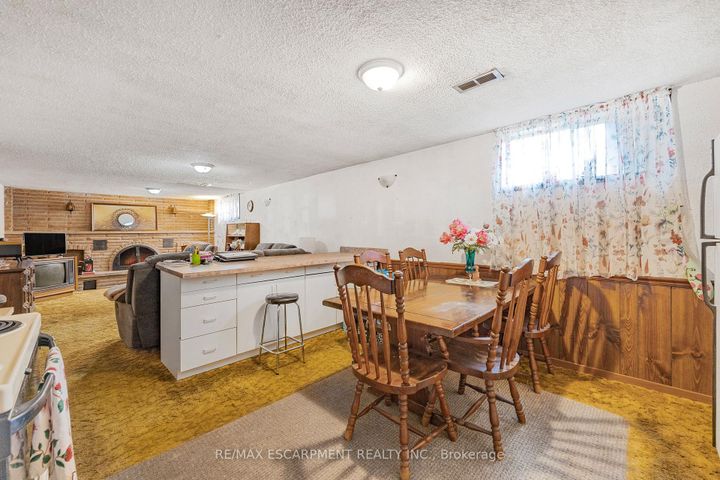 Photo 26 at 1196 Dowland Crescent, Headon, Burlington