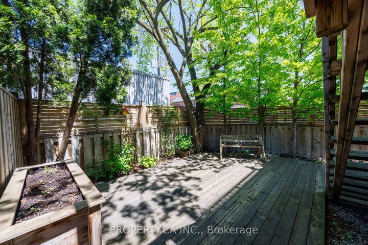 Photo 11 at 2A Methuen Avenue, Lambton Baby Point, Toronto