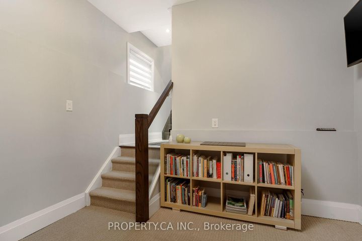 Photo 29 at 2A Methuen Avenue, Lambton Baby Point, Toronto