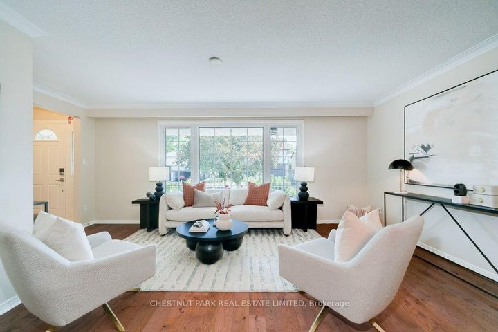 Photo 4 at 190 Cassandra Boulevard, Donalda, Toronto
