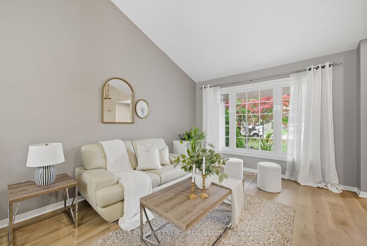 Photo 7 at 450 Safari Drive, Eastdale, Oshawa