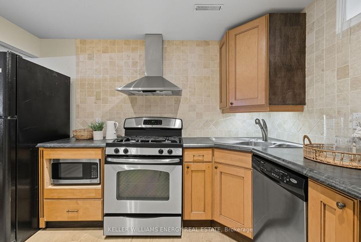 Photo 31 at 450 Safari Drive, Eastdale, Oshawa