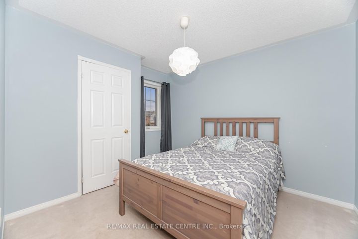 Photo 36 at 59 Vintage Gate, Fletcher's Creek Village, Brampton