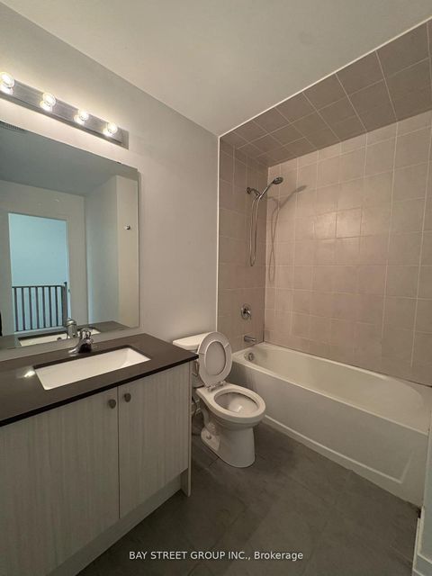 Photo 7 at 9 Seymour Street, Vaughan Grove, Vaughan