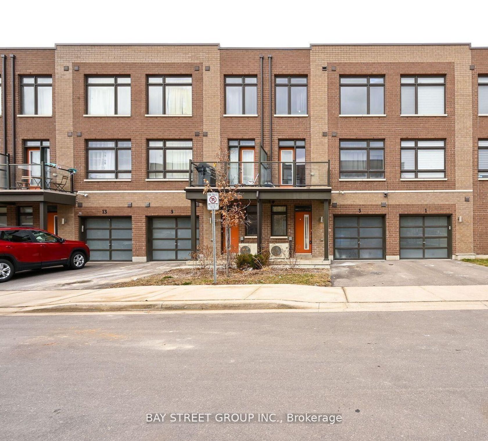 9 Seymour Street, Vaughan Grove, Vaughan 