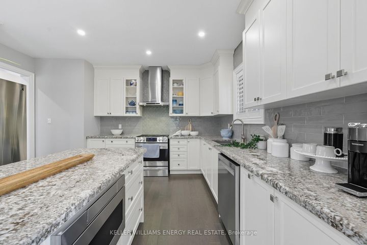 Photo 4 at 906 Wrenwood Drive, Taunton, Oshawa