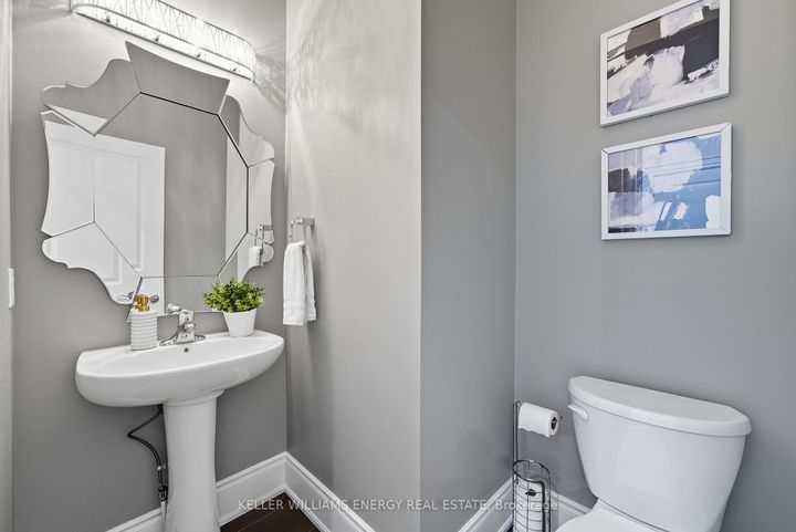 Photo 14 at 906 Wrenwood Drive, Taunton, Oshawa