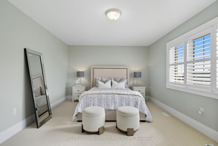 Photo 23 at 906 Wrenwood Drive, Taunton, Oshawa