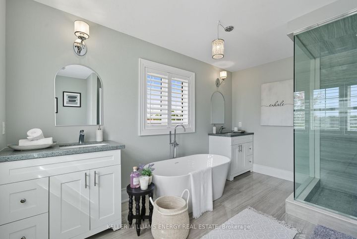 Photo 27 at 906 Wrenwood Drive, Taunton, Oshawa