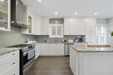 Photo 5 at 906 Wrenwood Drive, Taunton, Oshawa