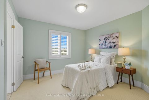 Photo 18 at 906 Wrenwood Drive, Taunton, Oshawa