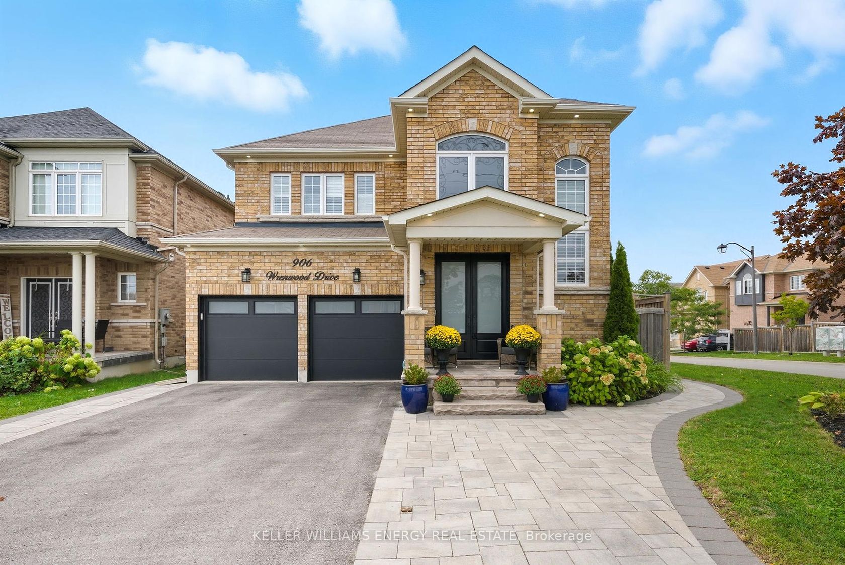 906 Wrenwood Drive, Taunton, Oshawa 2
