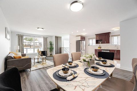 Photo 15 at 81 Pettibone Square, L'Amoreaux, Toronto