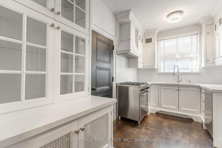 Photo 4 at 29 Whitehall Road, Moore Park, Toronto