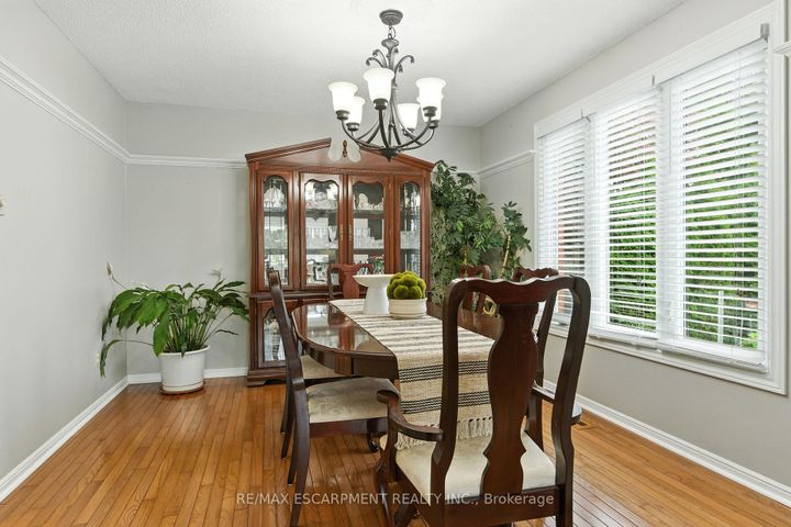 Photo 7 at 561 Harmony Avenue, Roseland, Burlington