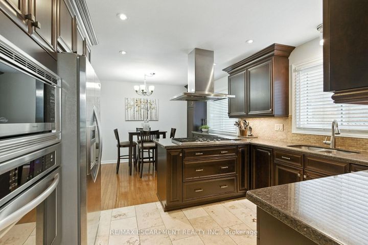 Photo 8 at 561 Harmony Avenue, Roseland, Burlington