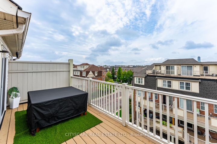 Photo 23 at 3 - 700 Neighbourhood Circle, Cooksville, Mississauga