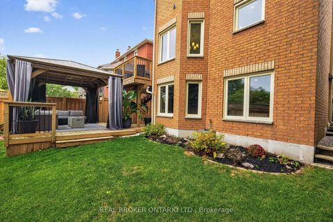 Photo 36 at 37 Macmillan Crescent, Painswick North, Barrie