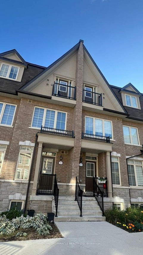 Photo 0 at 33 - 181 Parktree Drive, Maple, Vaughan