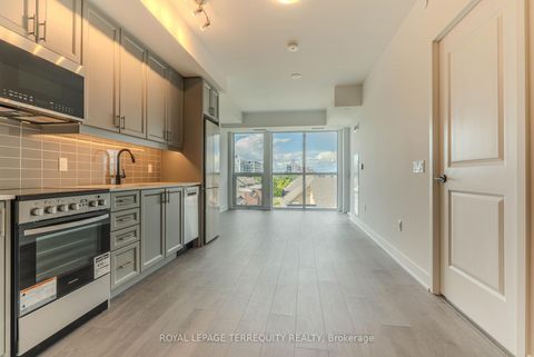 Photo 9 at 611 - 2343 Khalsa Gate, WM Westmount, Oakville