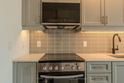 Photo 12 at 611 - 2343 Khalsa Gate, WM Westmount, Oakville