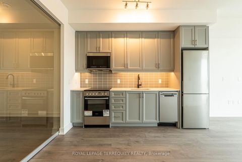 Photo 13 at 611 - 2343 Khalsa Gate, WM Westmount, Oakville