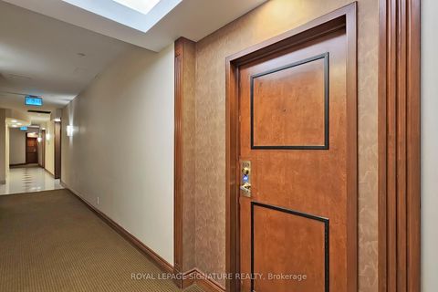 Photo 3 at 209 - 980 Yonge Street, Annex, Toronto