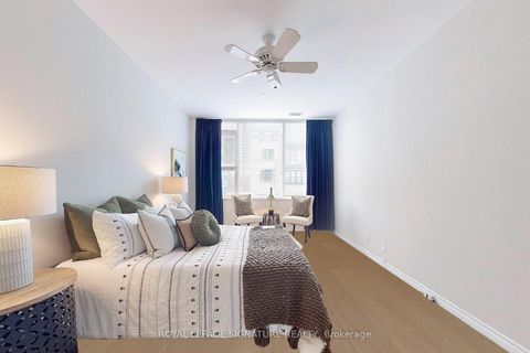 Photo 10 at 209 - 980 Yonge Street, Annex, Toronto