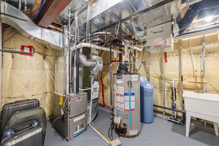 Photo 22 at 37 Diamond Leaf Lane, Georgetown, Halton Hills