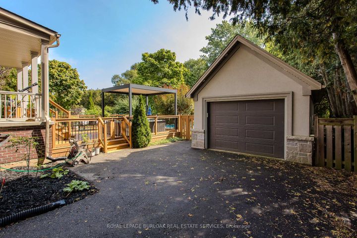 Photo 5 at 694 Cedar Avenue, LaSalle, Burlington