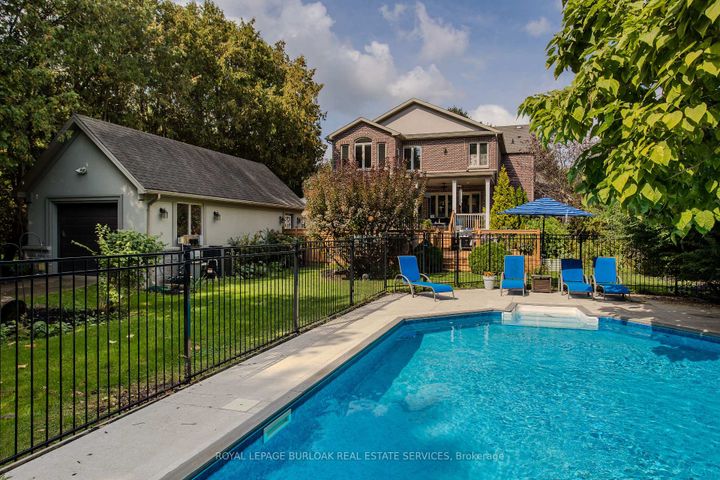 Photo 10 at 694 Cedar Avenue, LaSalle, Burlington