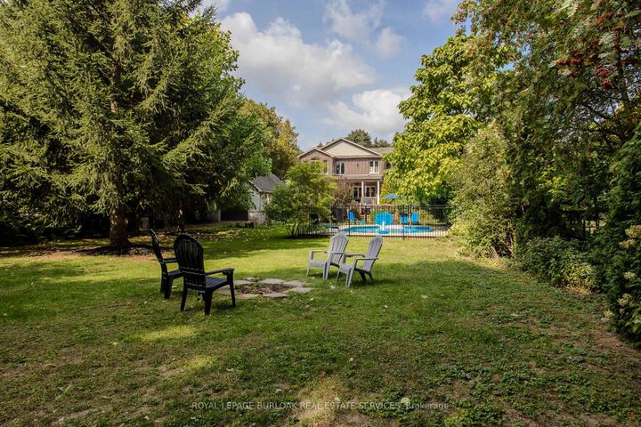 Photo 12 at 694 Cedar Avenue, LaSalle, Burlington