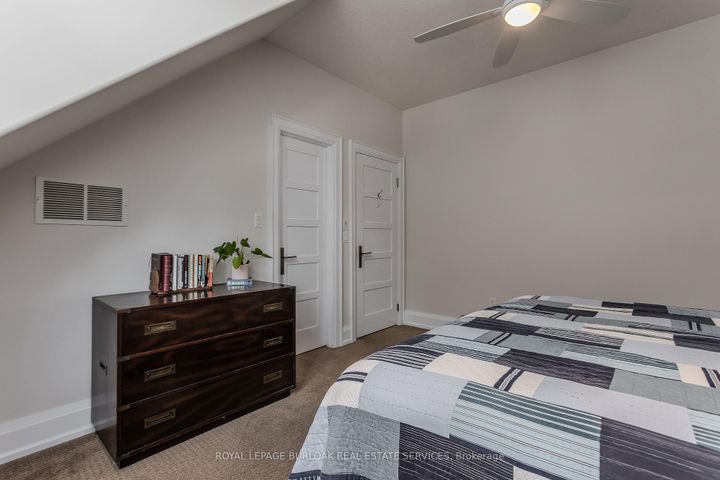 Photo 36 at 694 Cedar Avenue, LaSalle, Burlington
