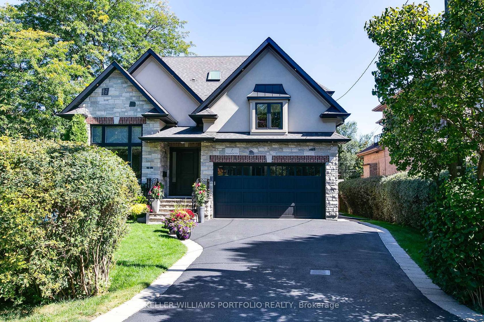 7 Maydolph Road, City Centre West, Toronto 