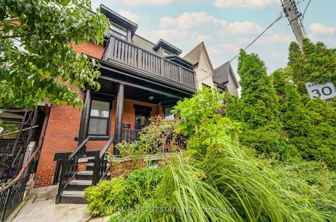 Photo 1 at 246 Euclid Avenue, Bellwoods, Toronto