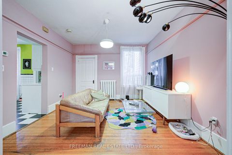 Photo 8 at 246 Euclid Avenue, Bellwoods, Toronto