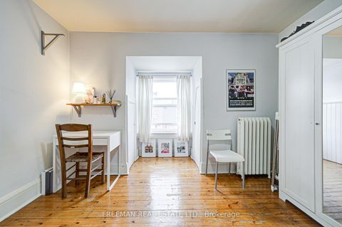 Photo 19 at 246 Euclid Avenue, Bellwoods, Toronto
