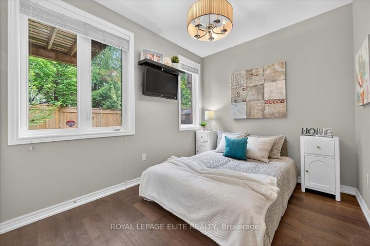Photo 6 at 17 - 4165 Upper Middle Road, Rose, Burlington