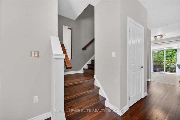 Photo 23 at 17 - 4165 Upper Middle Road, Rose, Burlington