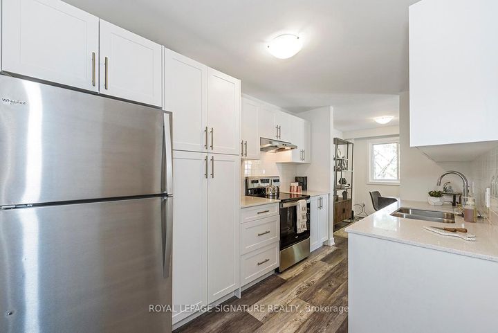 Photo 4 at 21 - 1444 Upper Ottawa Street, Templemead, Hamilton