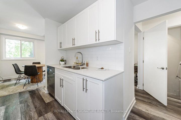 Photo 6 at 21 - 1444 Upper Ottawa Street, Templemead, Hamilton