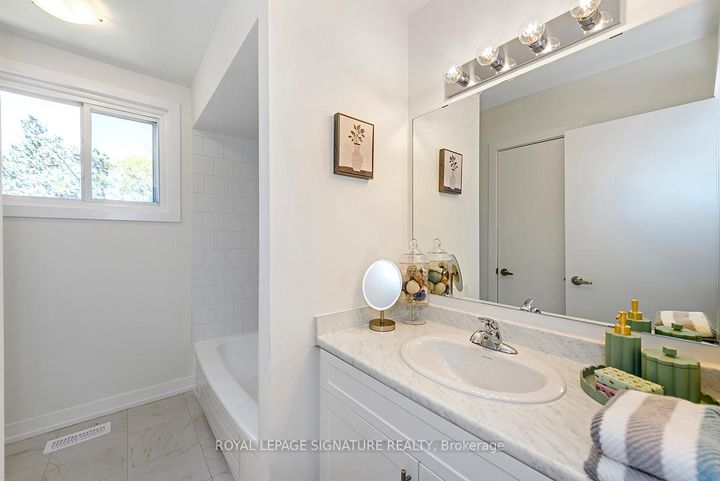Photo 20 at 21 - 1444 Upper Ottawa Street, Templemead, Hamilton