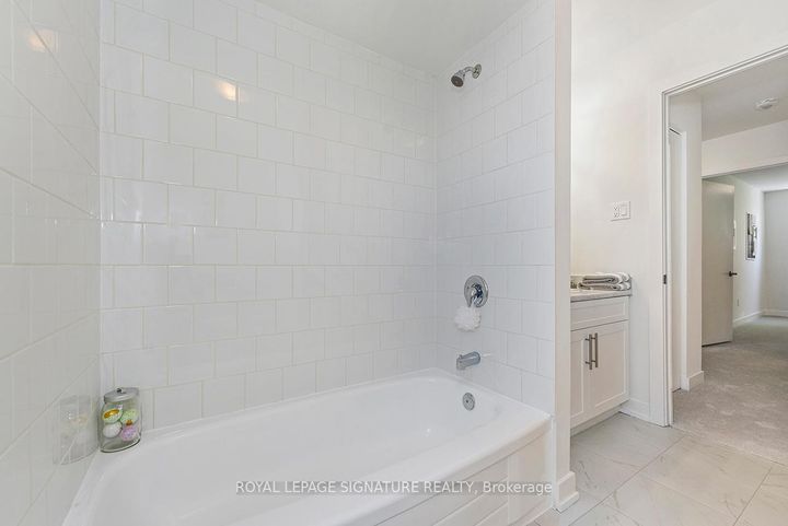 Photo 21 at 21 - 1444 Upper Ottawa Street, Templemead, Hamilton