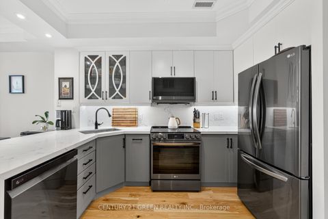 Photo 4 at 316 - 3531 Lake Shore Boulevard W, Long Branch, Toronto