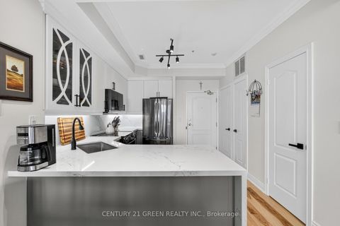 Photo 8 at 316 - 3531 Lake Shore Boulevard W, Long Branch, Toronto